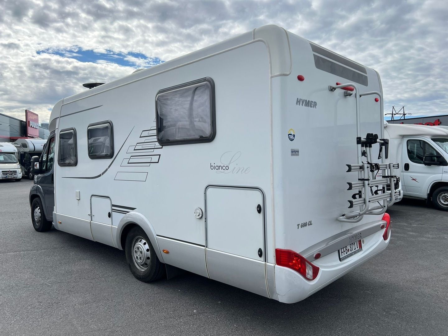 Hymer Bianco Line T 698 CL 3.0 Mjet 180hv ** SAAREKEVUODE, HUIPPU VARUSTELU, JUURI SAAPUNUT **, kuva 3