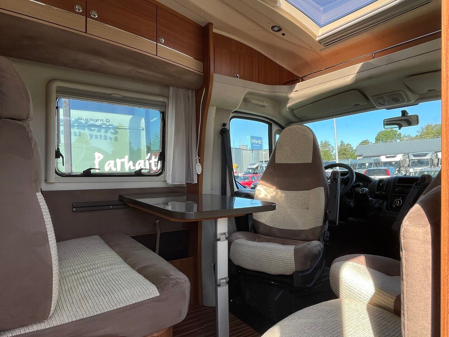 Kuva 7, Adria Compact SP 2.3 Mjet, 130hv ** TRUMA, AURINKOPANEELI, MARKIISI **