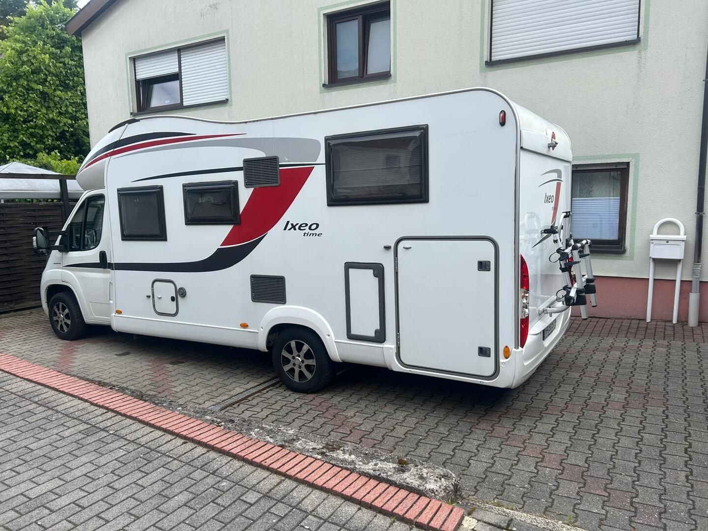 Kuva 3, Burstner Ixeo Time IT 726 G 2.3 Mjet 130hv ** TULOSSA!! TRUMA, ERILLISVUOTEET, HUBBET **