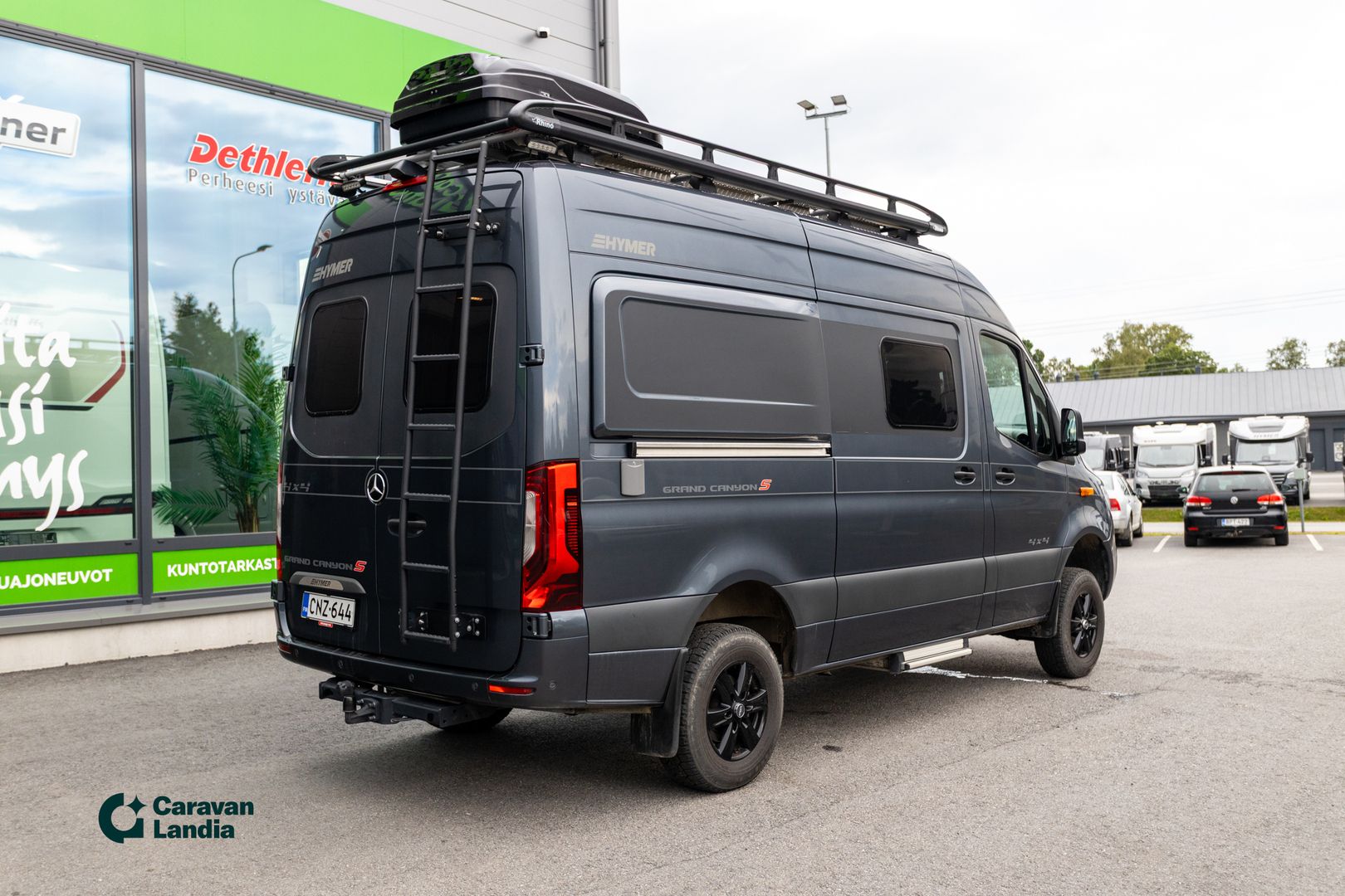 Kuva 3, Hymer Grand Canyon S 4x4 316 CDI 170hv ** HUIPPUVARUSTEET, AUTOMAATTI, TRUMA, AURINKOPANEELIT **