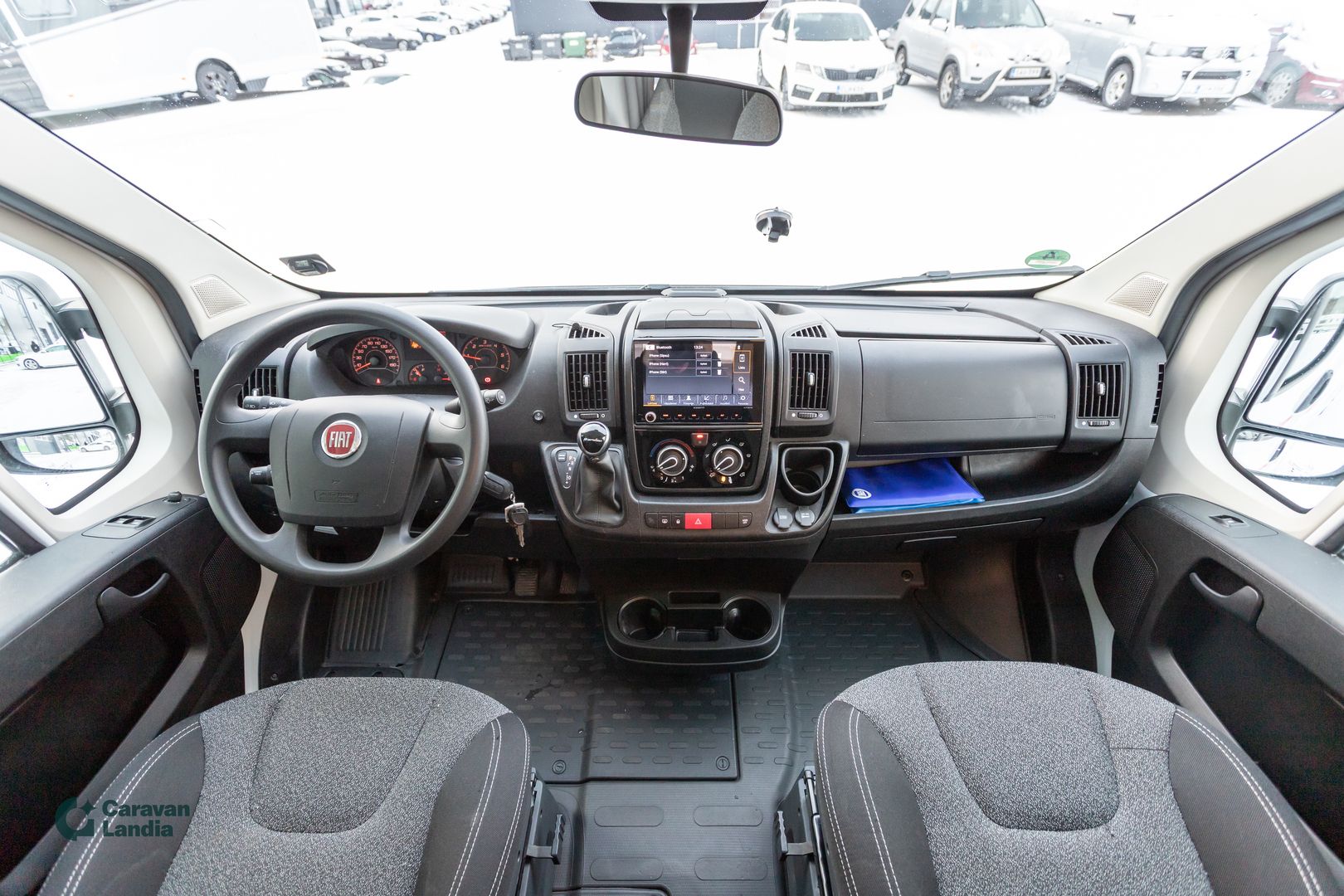 Kuva 5, Sunlight V 66 2.3 Mjet 140hv ** TRUMA-SÄHKÖPATRUUNA, ERILLISVUOTEET, MARKIISI **