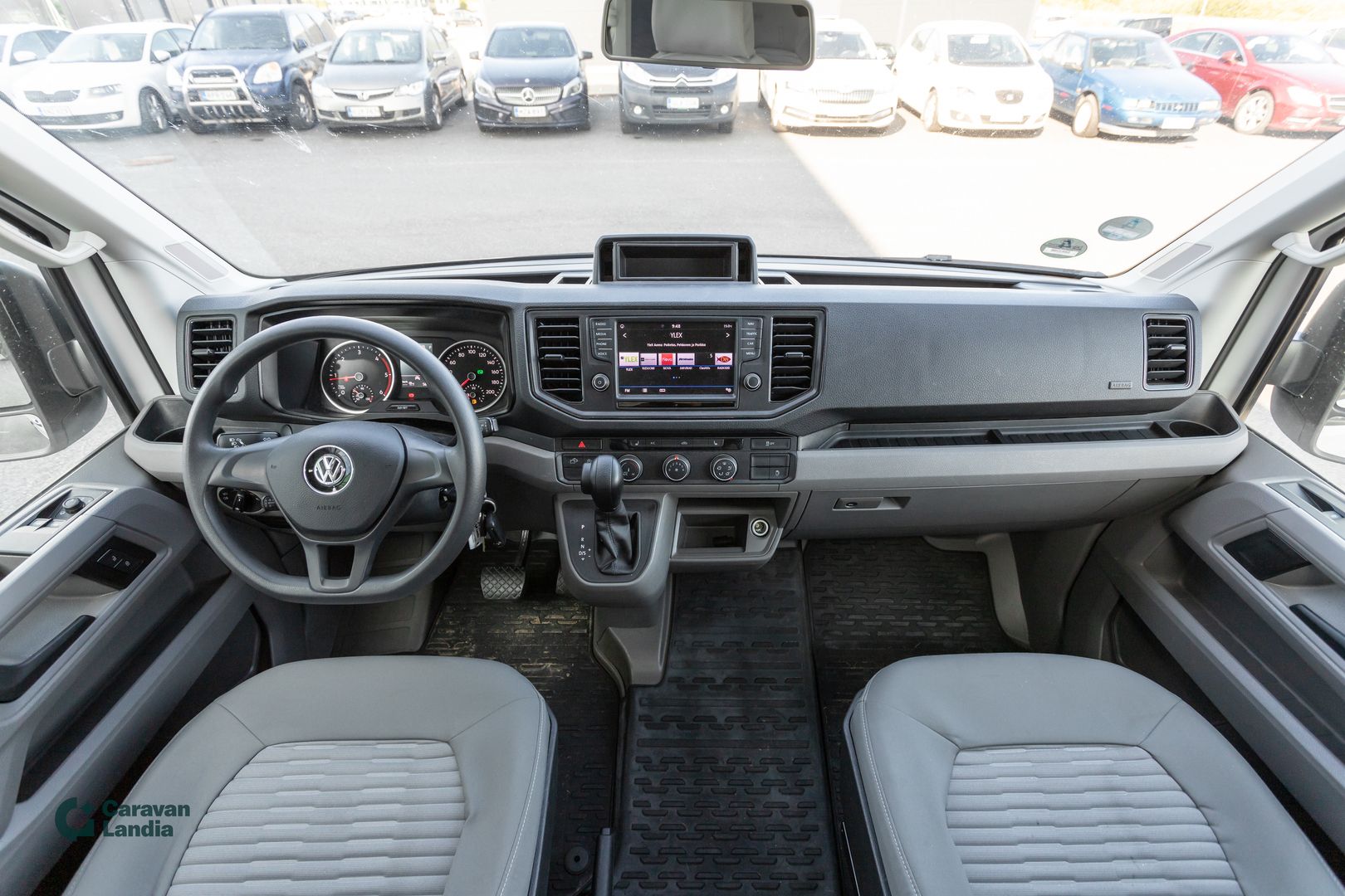 Kuva 5, Volkswagen Grand California 680 2.0 TDI 180hv ** TRUMA-SÄHKÖPATRUUNA, PITKITTÄINEN-PARIVUODE, MARKIISI **