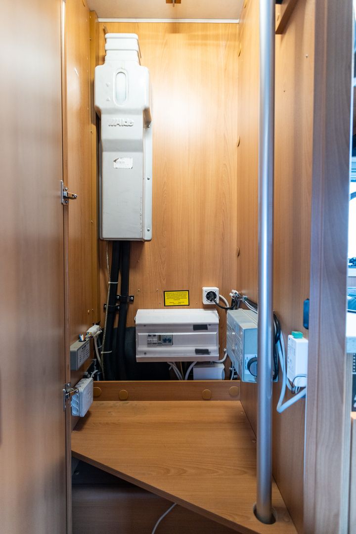 Dethleffs Advantage I6501 B 3.0 Mjet 160hv ** WEBASTO, 2XILMASOINTI, ALDE (KAASU/SÄHKÖ) **, kuva 31