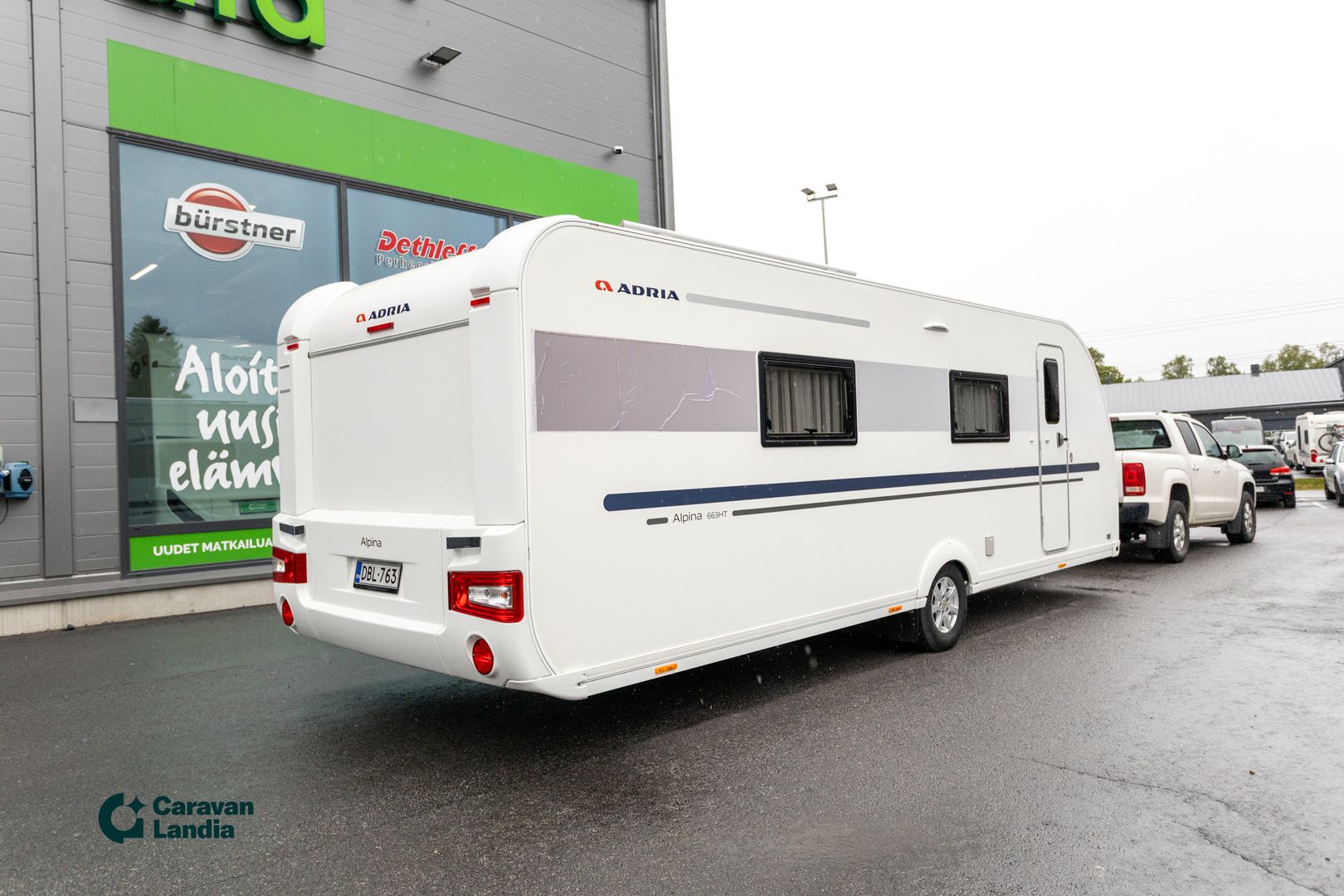 Kuva 2, Adria Alpina 663 HT ** ALDE (KAASU/SÄHKÖ), ETUKEITTIÖ, SAAREKEVUODE **
