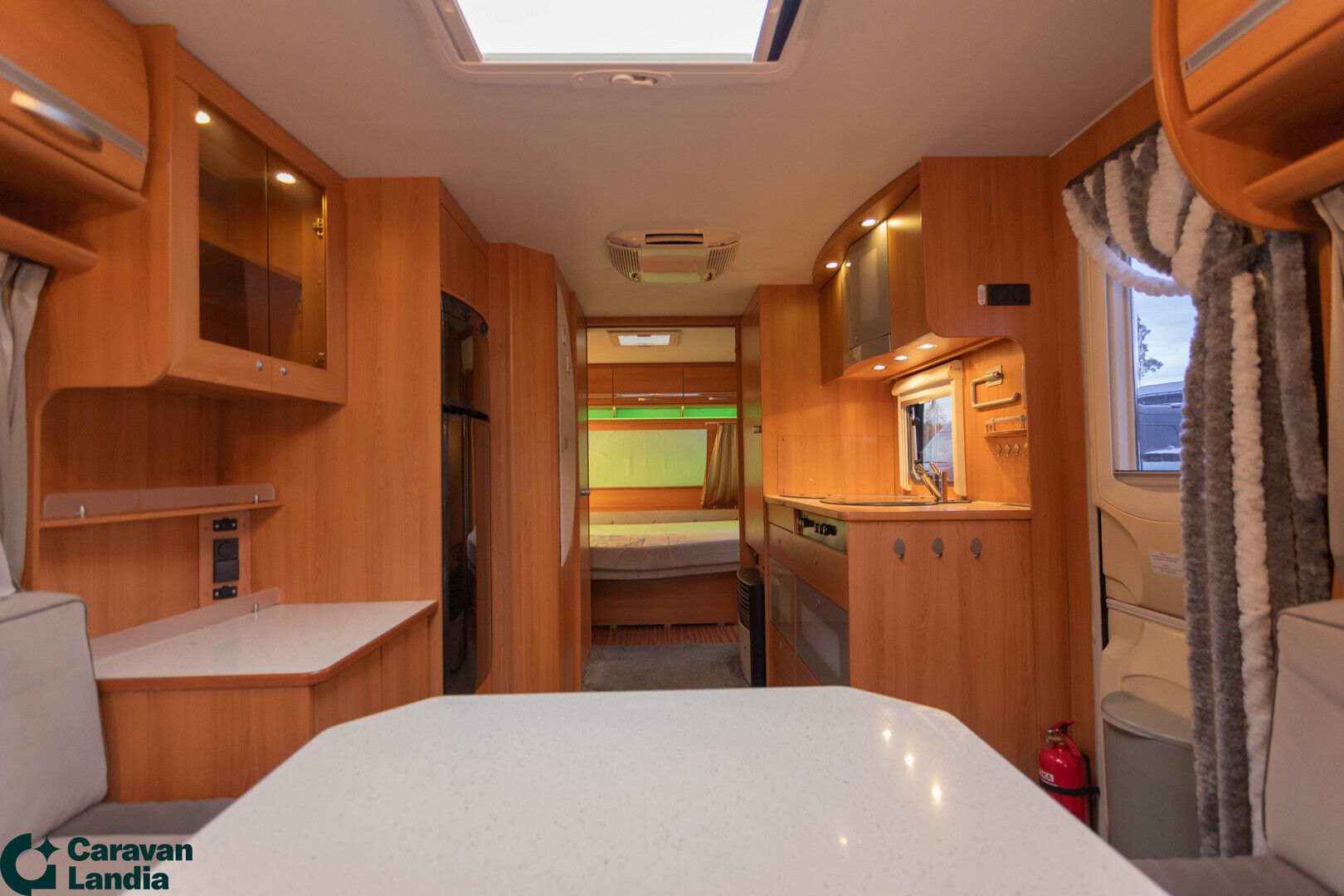 Kuva 6, Dethleffs Emotion Bronze **TRUMA, KATTOILMASTOINTI **