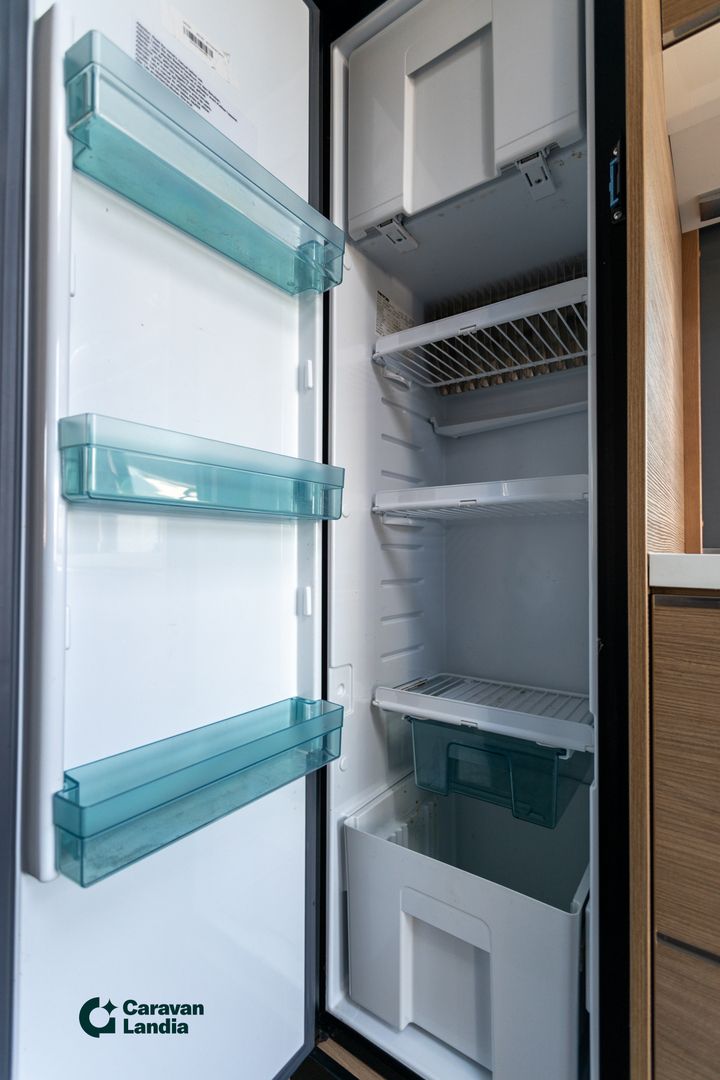 Adria Adora 753 UC ** ALDE (KAASU/SÄHKÖ), SAAREKEVUODE, 2xYLÄVUODE, ILMASTOINTI **, kuva 12