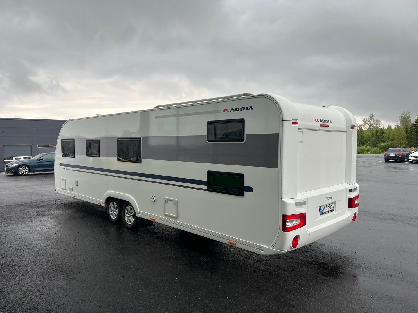 Kuva 4, Adria Alpina 763 UK 763 UK ** ALDE, ILMASTOINTI, KERROSVUODE **