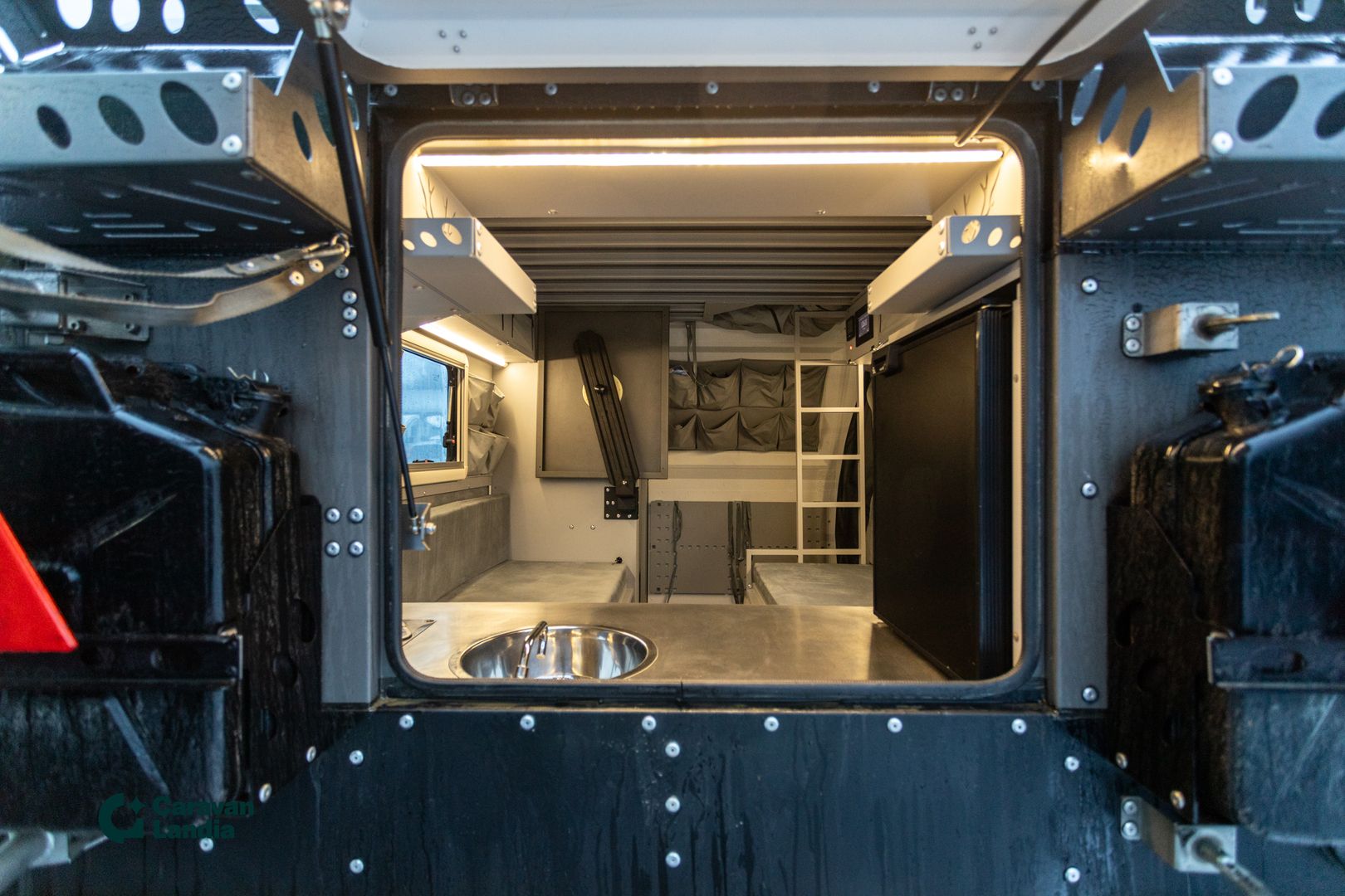 Kuva 10, Crawler Trc 458 ** HUIPPU HARVINAISUUS, TRUMA, TAKAKEITTIÖ, NOSTOKATTO **