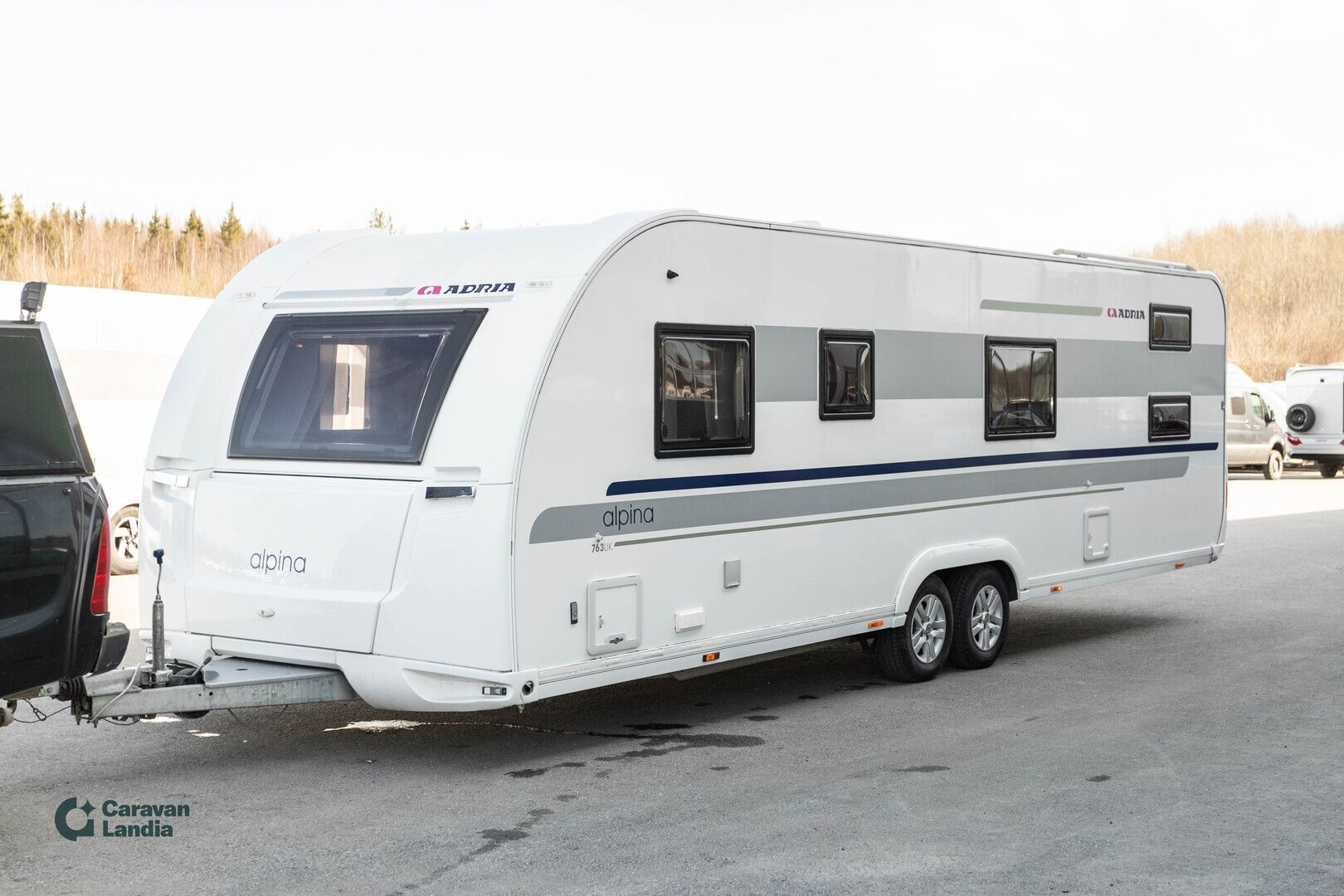 Adria Alpina 763 UK ** ALDE, 3-KERROSVUODE, PITKITTÄINEN-PARIVUODE, KAASU-UUNI **, kuva 4