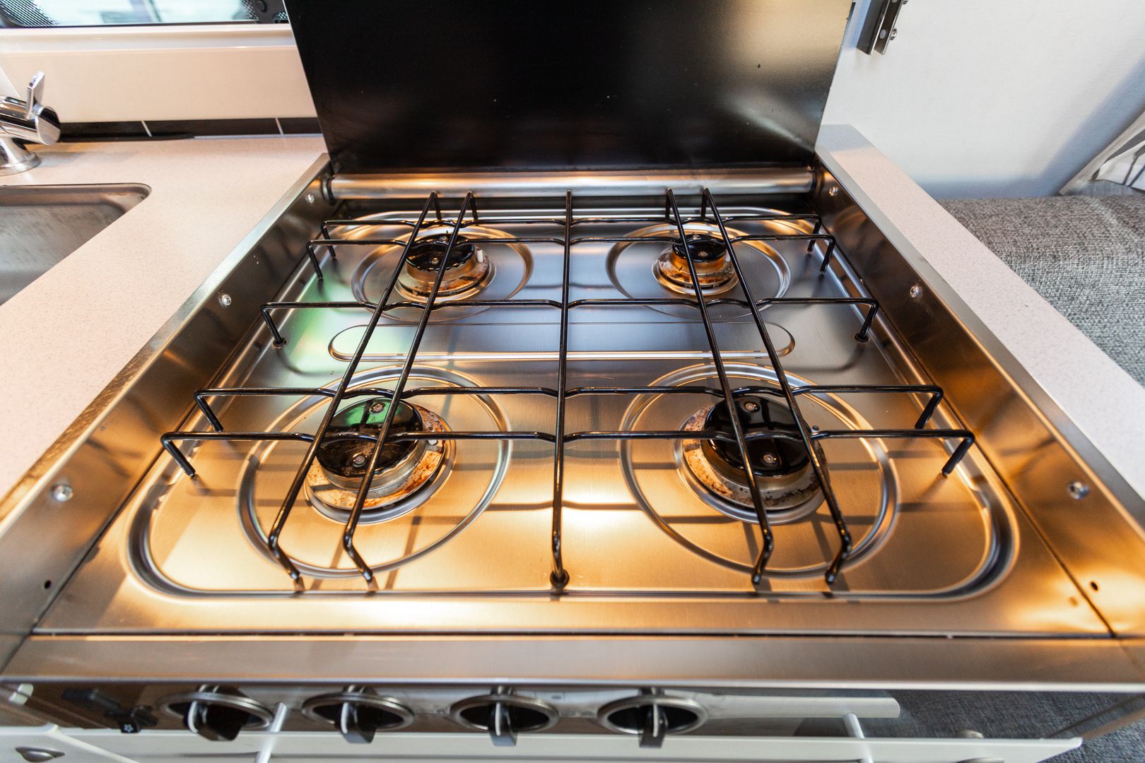 Kuva 13, Polar 560 TDB ** ALDE (KAASU/SÄHKÖ), L-KEITTIÖ, HARVINAINEN LAYOUT **