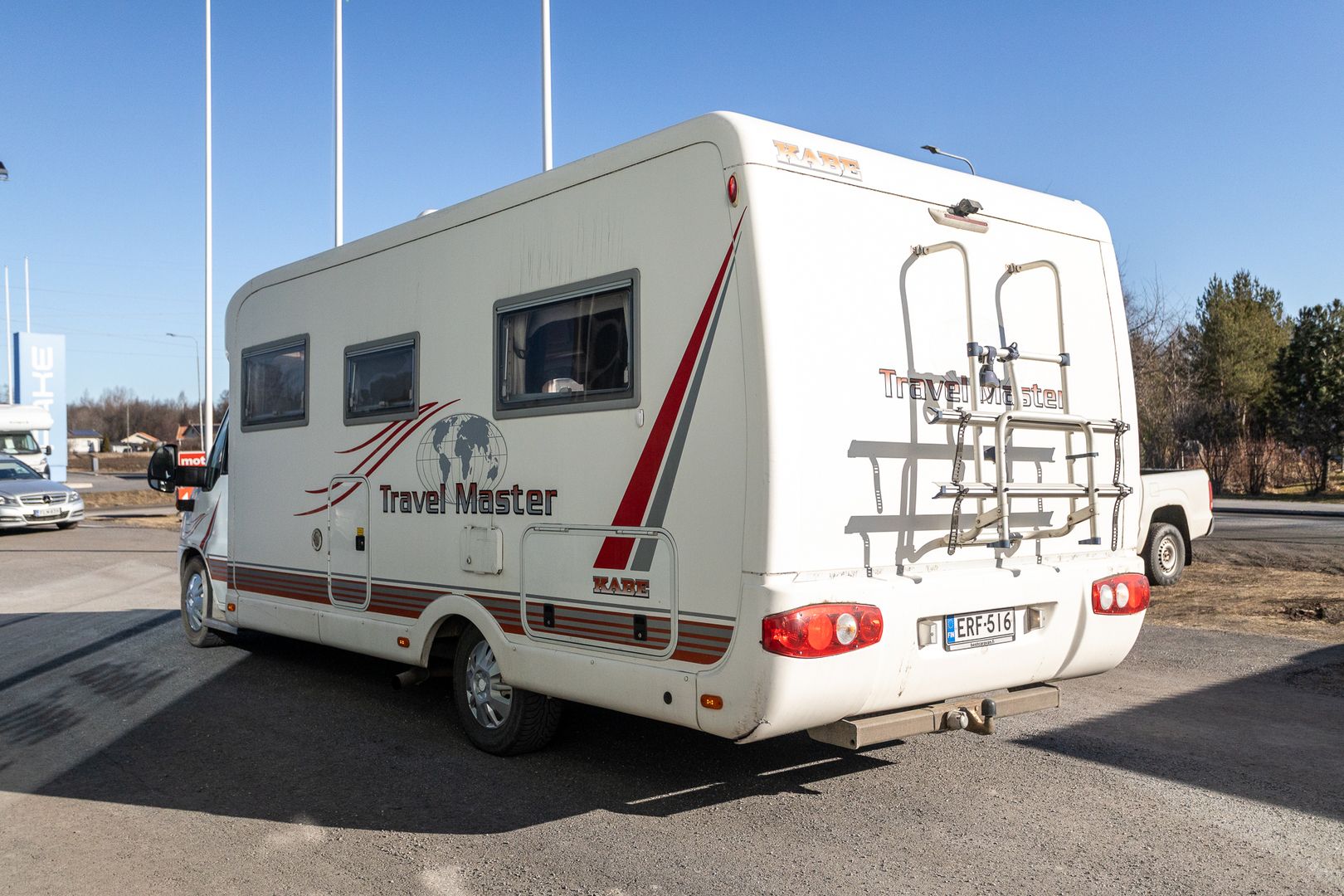 Kuva 4, Kabe Travel Master WL 2.8 JTD 128hv  ** OHJAAMOILMASTOINTI, ALDE (KAASU/SÄHKÖ), PITKITTÄINEN PARIVUODE **