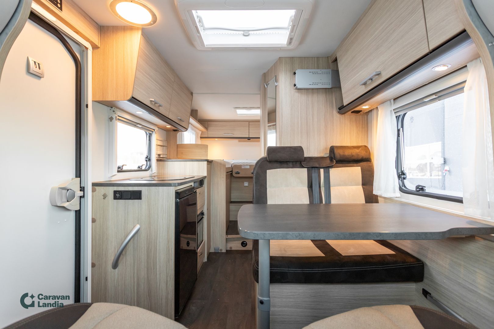 Sunlight V66 2.3 Mjet 140hv ** TRUMA-SÄHKÖPATRUUNA, ERILLISVUOTEET, AURINKOPANEELI, KAASU-UUNI **, kuva 7