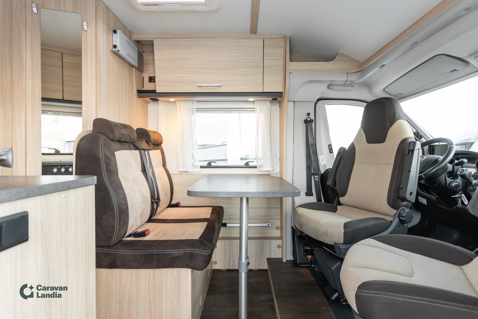 Sunlight V66 2.3 Mjet 140hv ** TRUMA-SÄHKÖPATRUUNA, ERILLISVUOTEET, AURINKOPANEELI, KAASU-UUNI **, kuva 8