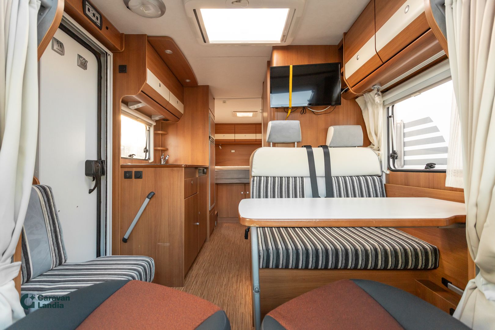 Carado T449 2.3 Mjet 130hv ** TRUMA-SÄHKÖPATRUUNA, SAAREKEVUODE, MARKIISI **, kuva 7