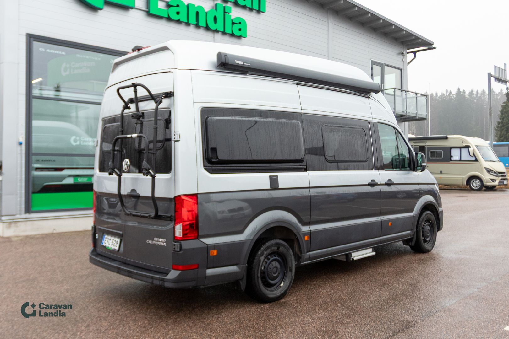 Volkswagen Grand California 2.0 TDI 180hv ** TRUMA, PARIVUODE, YLÄVUODE, MARKIISI **, kuva 3