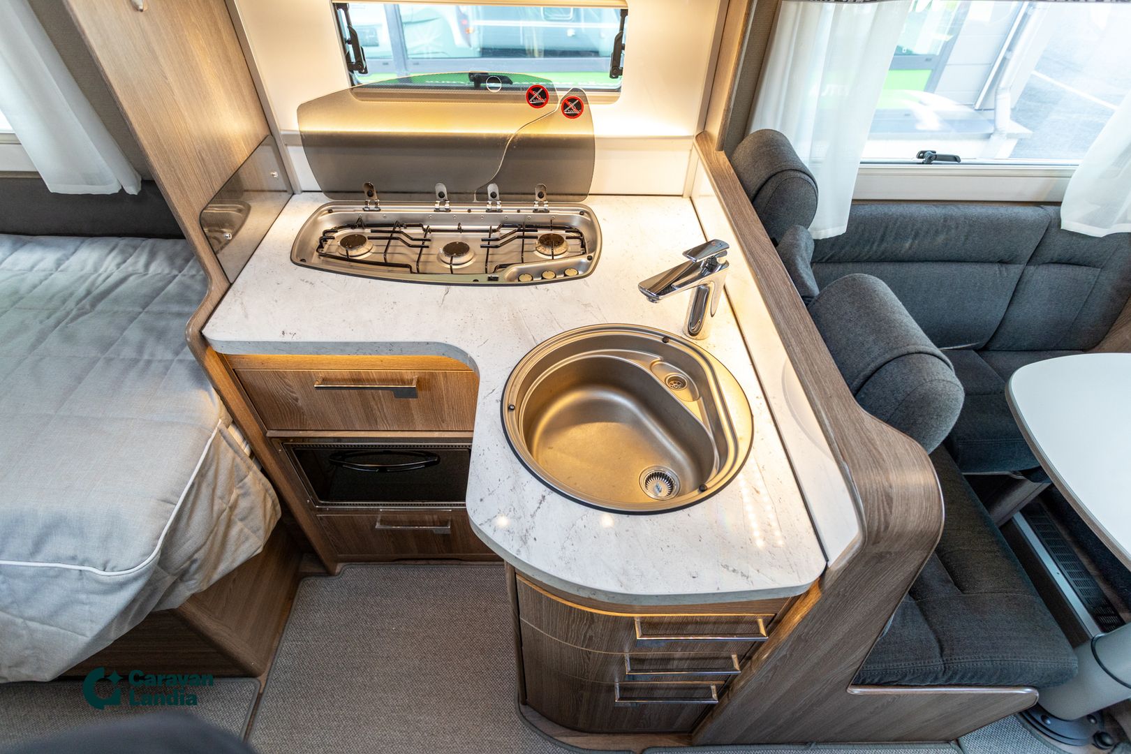 Kuva 14, Kabe Travel Master 780 LT King Size 2.3 Mjet 160hv ** WEBASTO, AUTOMAATTI, ALDE (KAASU/SAÄHKÖ), ERILLISVUOTEET **