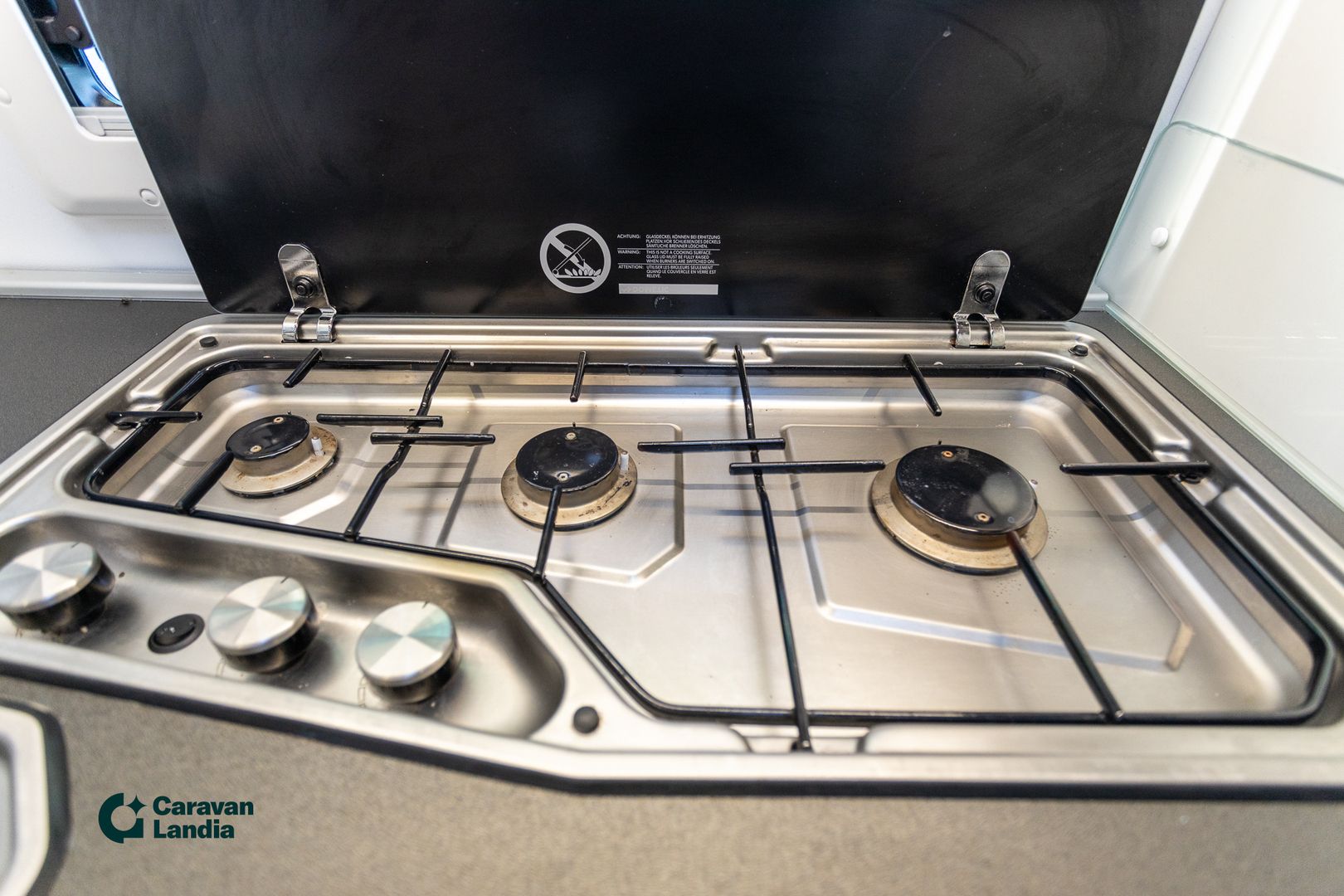 Adria Matrix 670 SL J Edition 2.3 Mjet 140hv ** TRUMA (KAASU/SÄHKÖ), ERILLISVUOTEET, HUBBET LASKUVUODE **, kuva 14