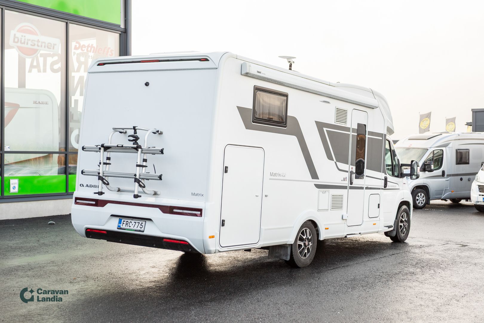 Adria Matrix PLUS 670 SL 2.3 Mjet 160hv ** ALDE, ERILLISVUOTEET, SÄHKÖ-HUBBET, 2X ILMASTOINTI **, kuva 3