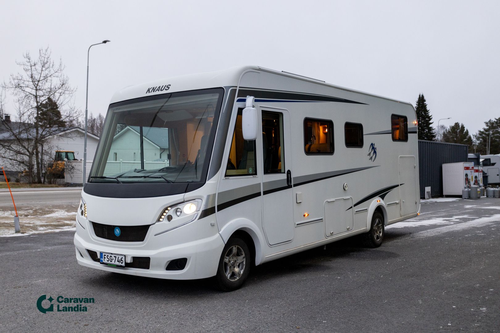 Kuva 5, Knaus Sky i 700LEG 2.3 Mjet 150hv ** ERILLISVUOTEET, ALDE, HUBBET **