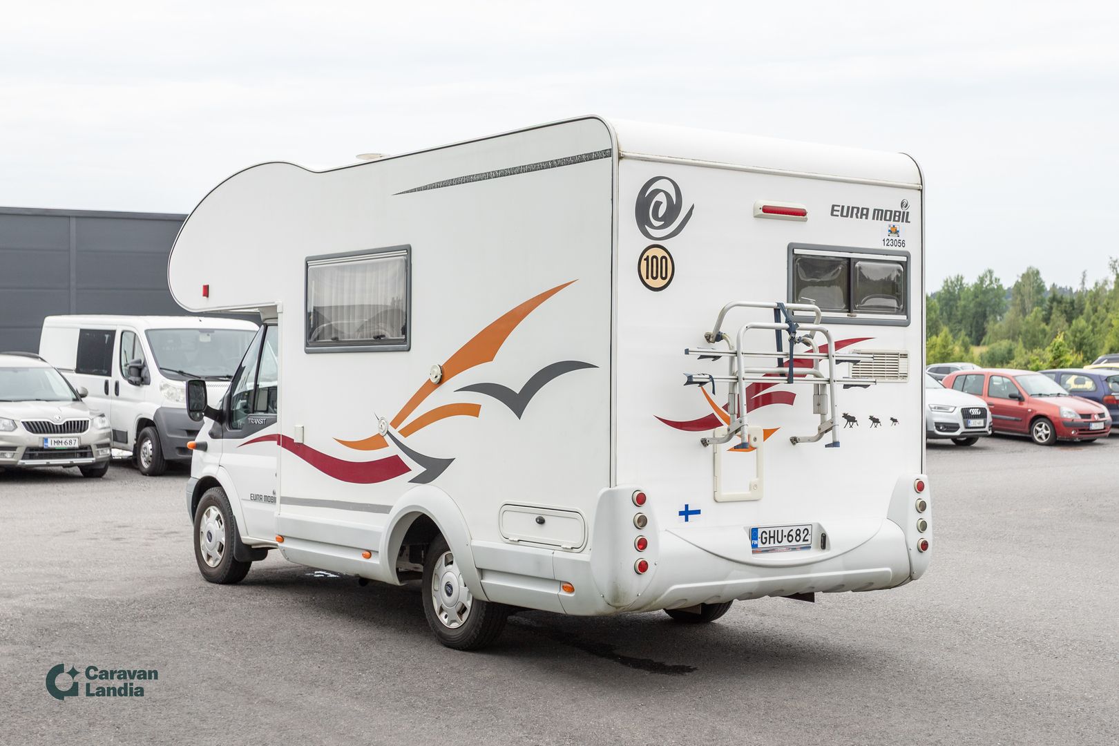 Kuva 3, Eura Mobil PA 580 LS 2.2 TDCi 130hv ** TRUMA-SÄHKÖPATRUUNA, ISO-PÖYTÄRYHMÄ, MARKIISI **