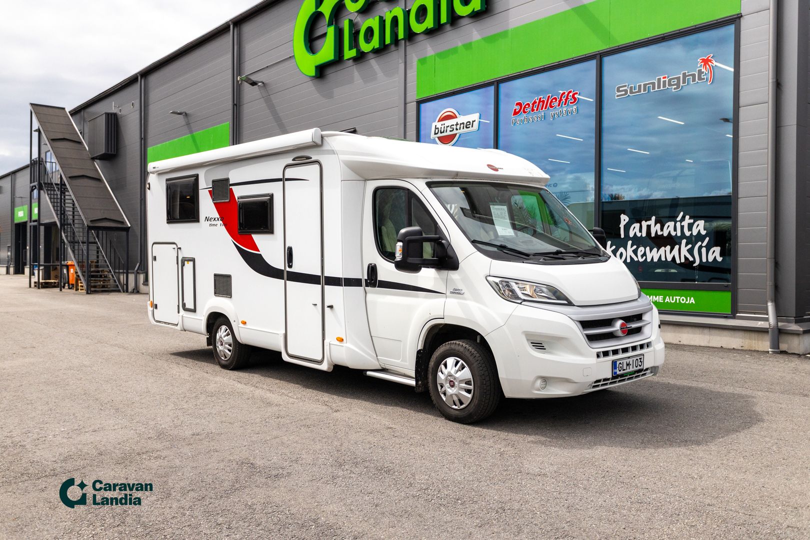 Kuva 1, Burstner Nexxo Time T 690 2.3 Mjet 130hv ** TRUMA-TALVIPAKETTI, ERILLISVUOTEET, MARKIISI **