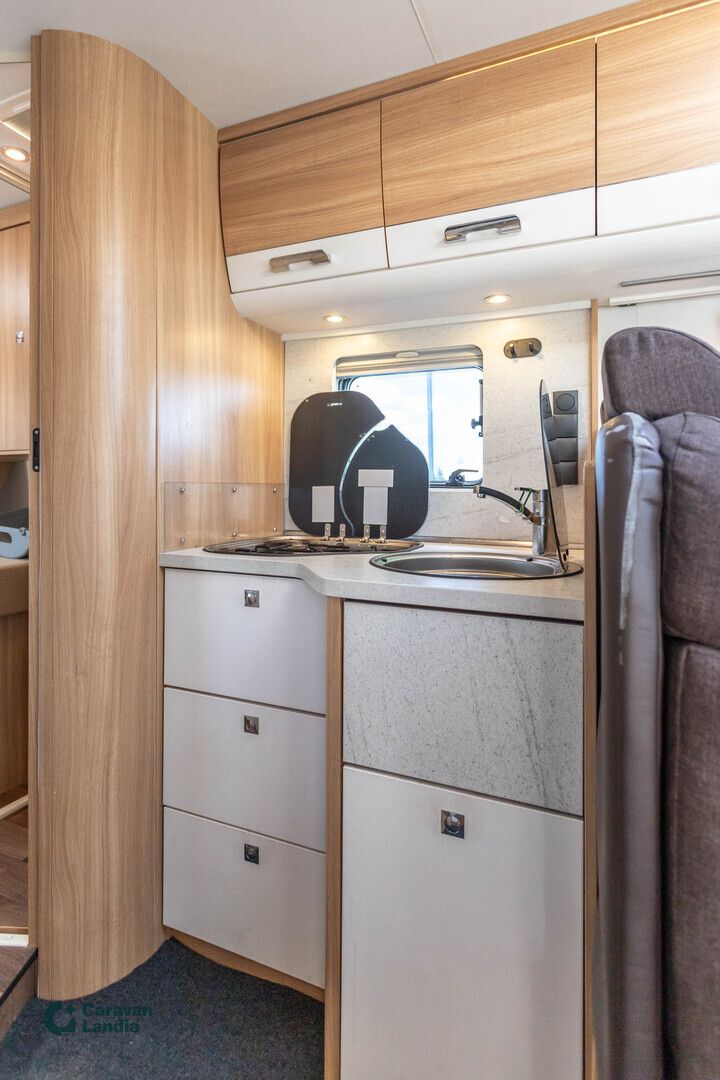 Dethleffs Advantage T 7051 EB 2.3 Mjet 130hv ** ALDE, ERILLISVUOTEET, 2X ILMASTOINTI **, kuva 9