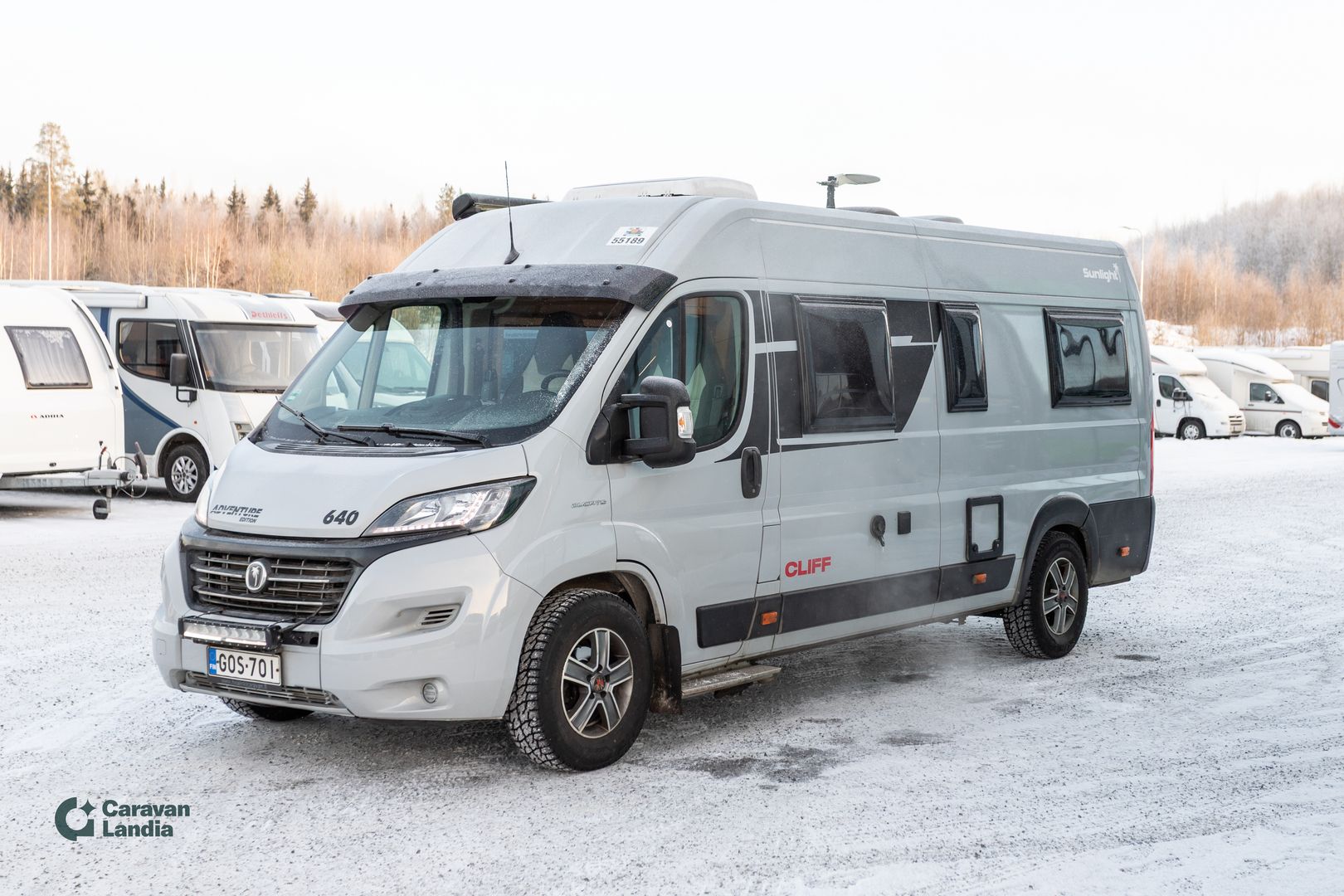 Kuva 5, Sunlight Cliff 640 Adventure 2.3 Mjet 140hv ** TRUMA-SÄHKÖPATRUUNA, PITKITTÄINEN-PARIVUODE, MARKIISI **