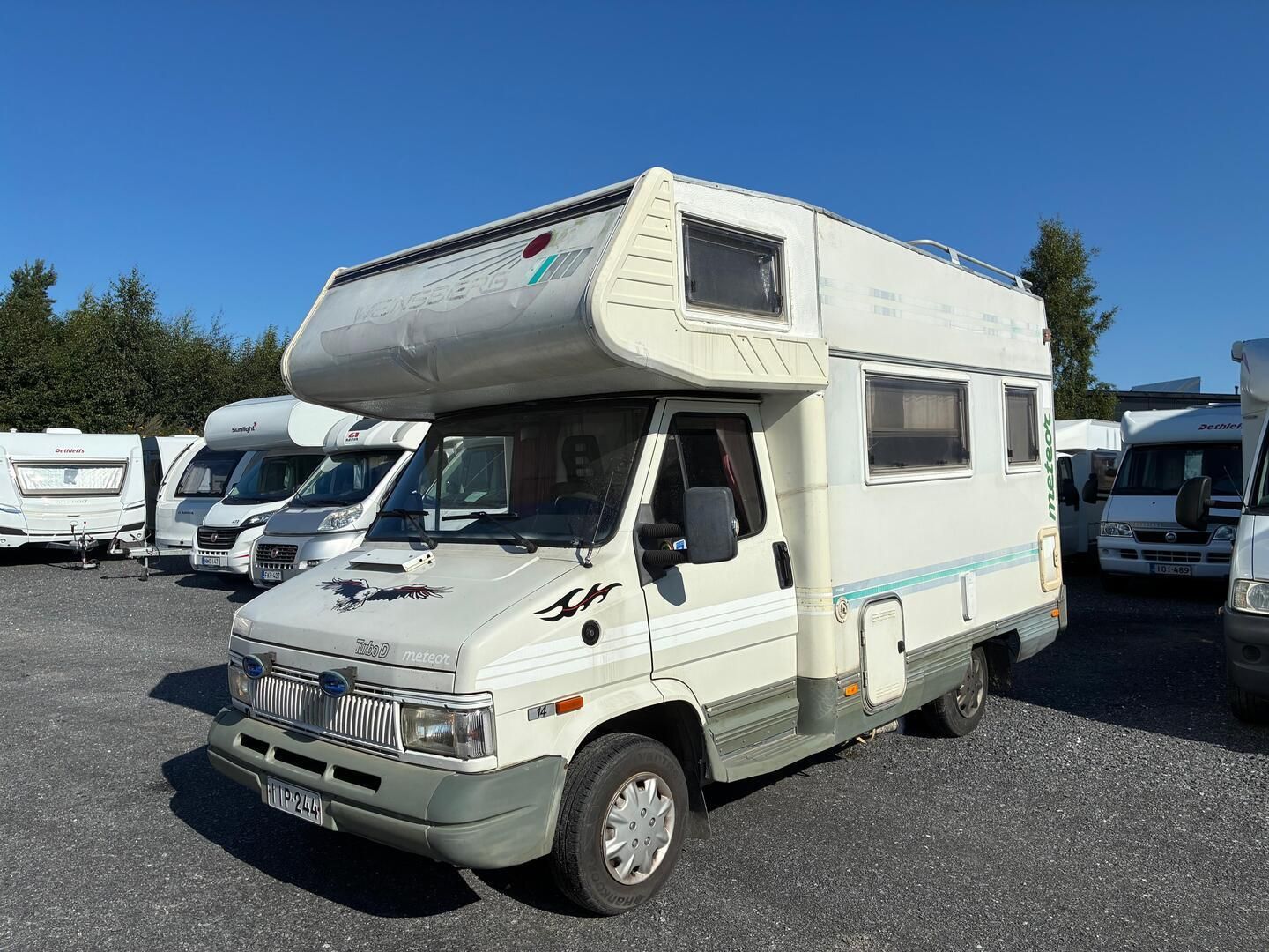Kuva 3, Weinsberg Meteor 290 1.9 82hv ** TRUMA, PYÖRÄTELINE, MARKIISI **