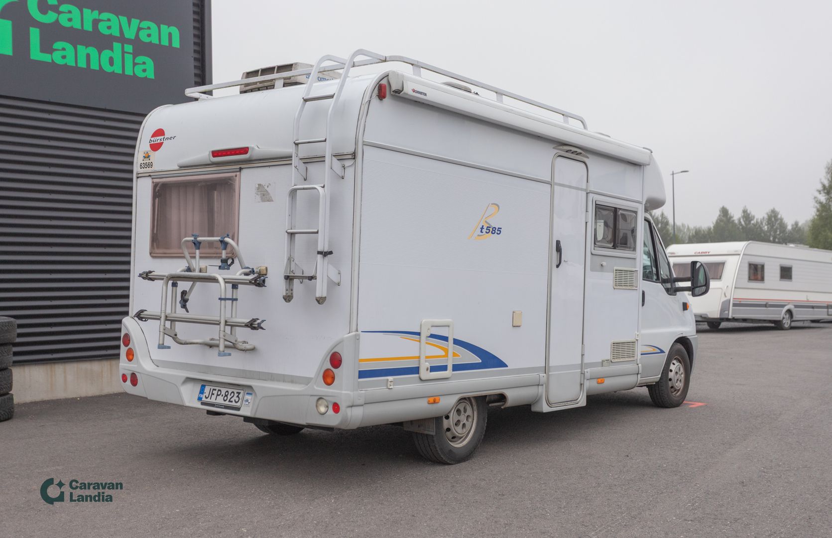Burstner T 585 2.3 JTD 110hv ** TRUMA, PITKITTÄINEN PARIVUODE, ASUNTO-OSAN ILMASTOINTI **, kuva 3