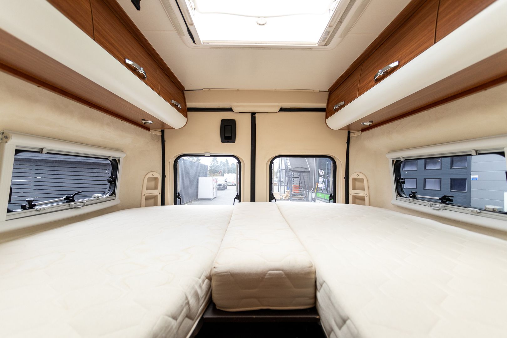 Adria Twin SL 2.3 Mjet 150hv ** TRUMA (KAASU/SÄHKÖ), ERILLISVUOTEET, DIESELLISÄLÄMMITIN **, kuva 19
