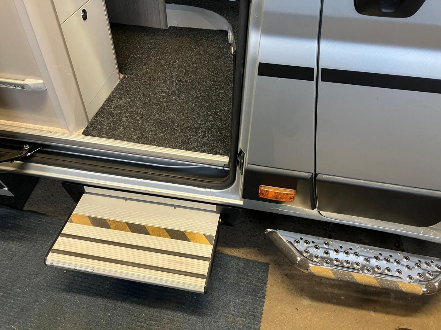 Challenger V217 Road Edition Premium 2.3 Mjet 130hv ** TRUMA-SÄHKÖPATRUUNA, ERILLISVUOTEET, AUTOMAATTI **, kuva 17