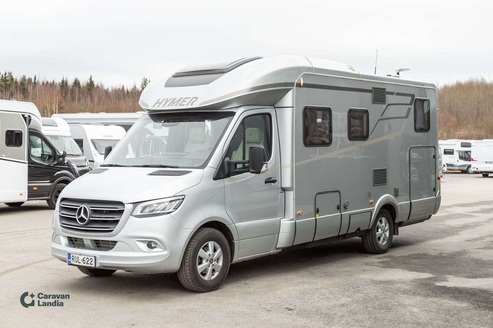 Kuva 5, Hymer B-ModernComfort T 600 317 CDI 170hv ** TRUMA-SÄHKÖPATRUUNA, ERILLISVUOTEET, SÄHKÖ-HUBBET, 2X ILMASTOINTI, AURINKOPANEELI **