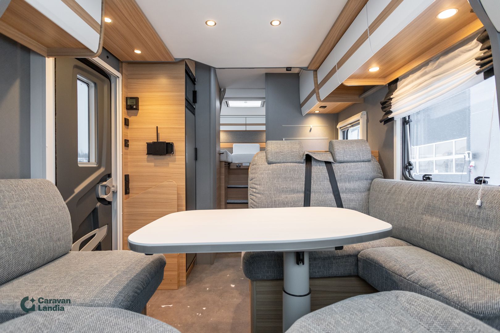 Dethleffs Just T7052 EB 2.2 Mjet 140hv ** AUTOMAATTI, TRUMA-TALVIPAKETTI, ERILLISVUOTEET, SÄHKÖ-HUBBET **, kuva 7