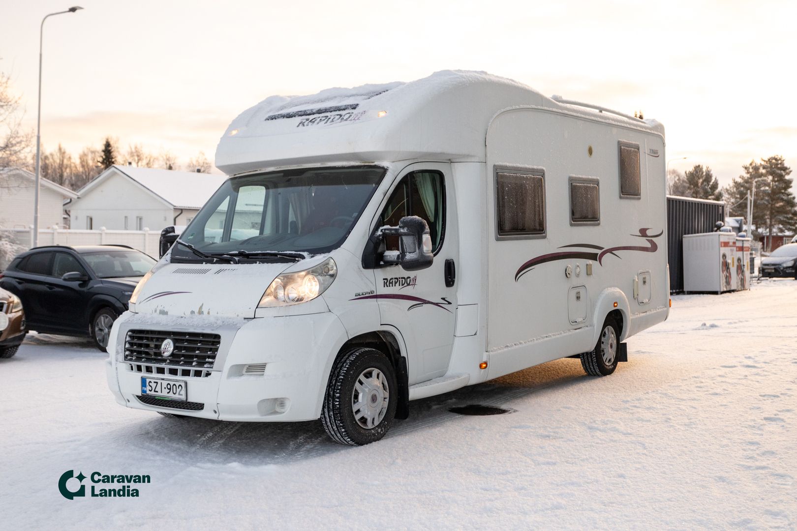 Kuva 5, Rapido 776 FF 2.3 Mjet 130hv ** TRUMA-SÄHKÖPATRUUNA, LASKUVUODE, 2X ILMASTOINTI **