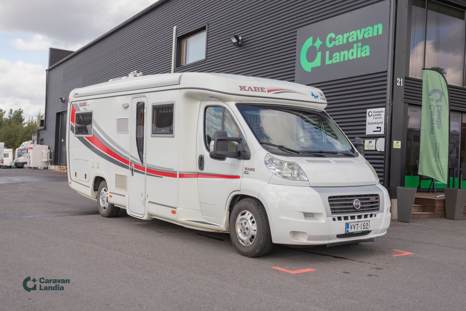 Kuva 1, Kabe Travel Master 750 LXL 3.0 Mjet 160hv ** ALDE, PITKITTÄINEN-PARIVUODE, KAASU-UUNI, MARKIISI **