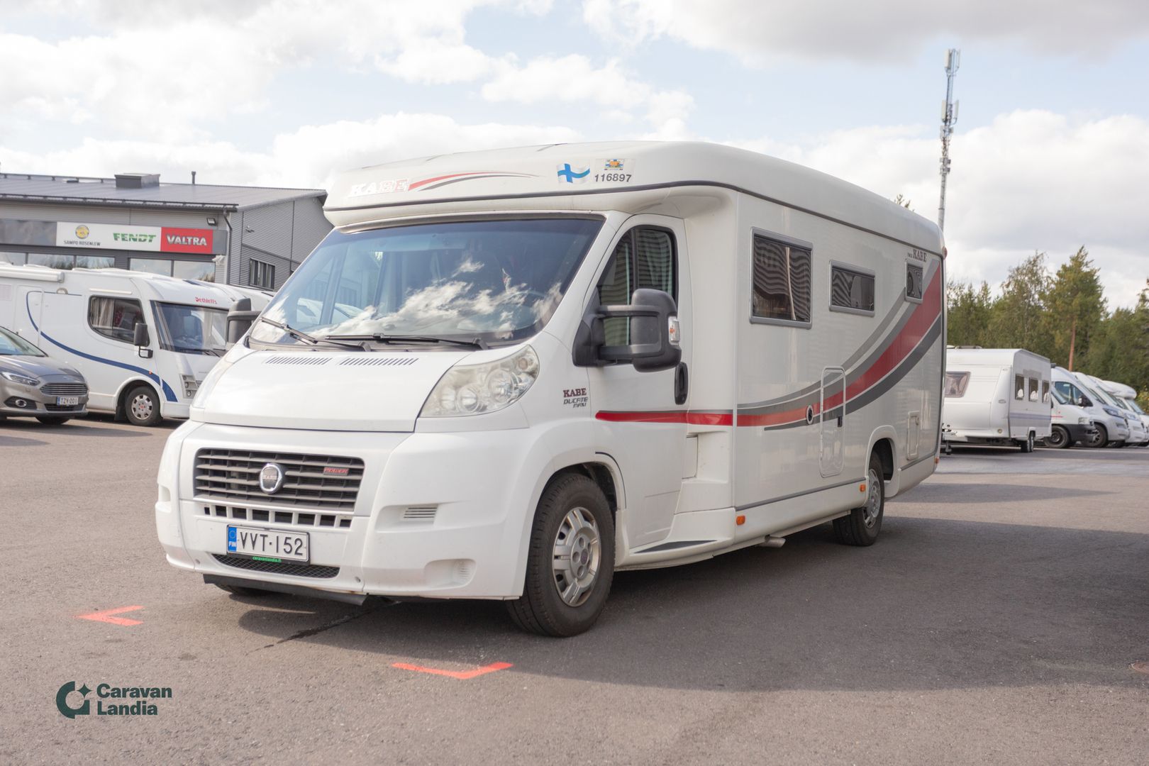 Kuva 4, Kabe Travel Master 750 LXL 3.0 Mjet 160hv ** ALDE, PITKITTÄINEN-PARIVUODE, KAASU-UUNI, MARKIISI **