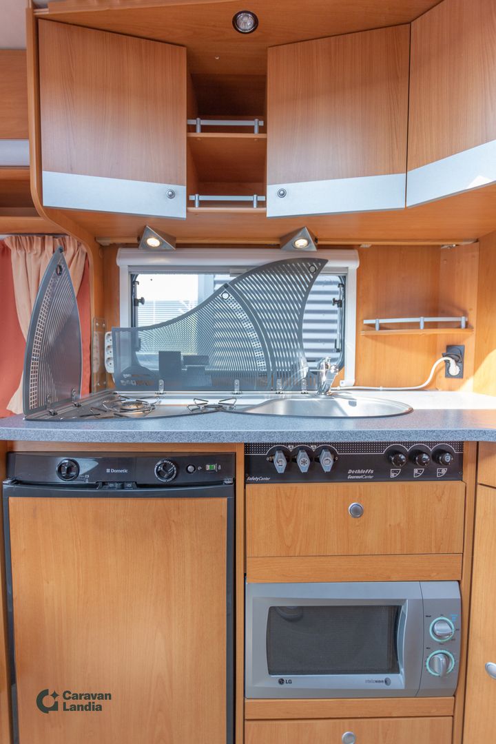 Kuva 8, Dethleffs Camper 720 SK ** ALDE, KERROSVUOTEET, 2X ISTUINRYHMÄ **