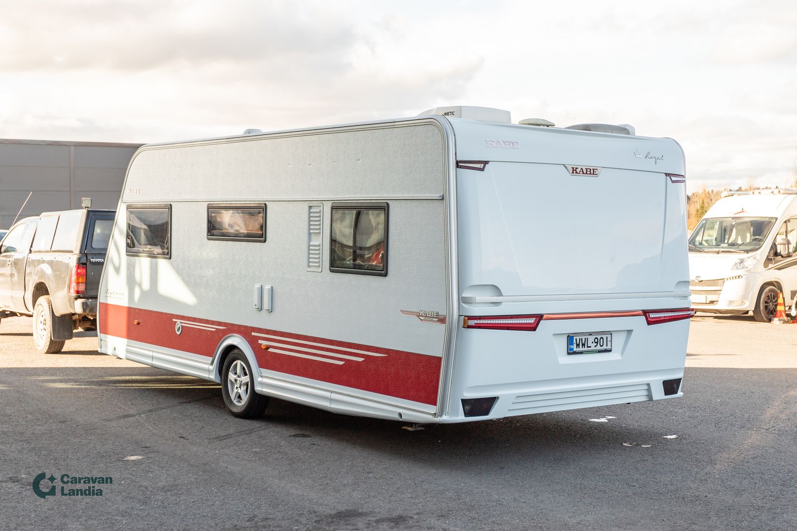 Kabe Royal 560 XL KS ** ALDE, PITKITTÄINEN-PARIVUODE, KAASU-UUNI, ILMASTOINTI **, kuva 4