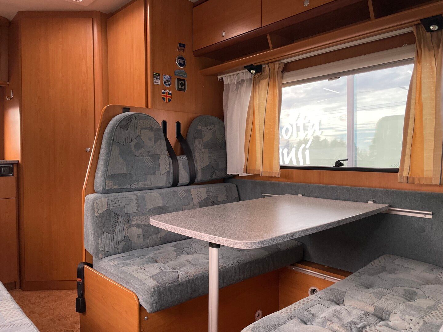 Kuva 8, Sunlight A 54 2.3 JTD, 110hv **TRUMA, MARKIISI, PYÖRÄTELINE **