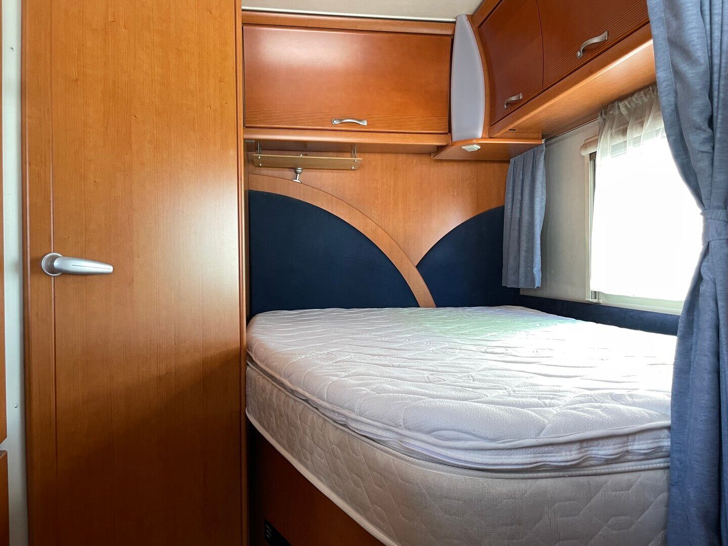 Kuva 10, Lmc Liberty I 590 2.3 Mjet, 130hv **ALDE, MARKIISI, HUBBET**