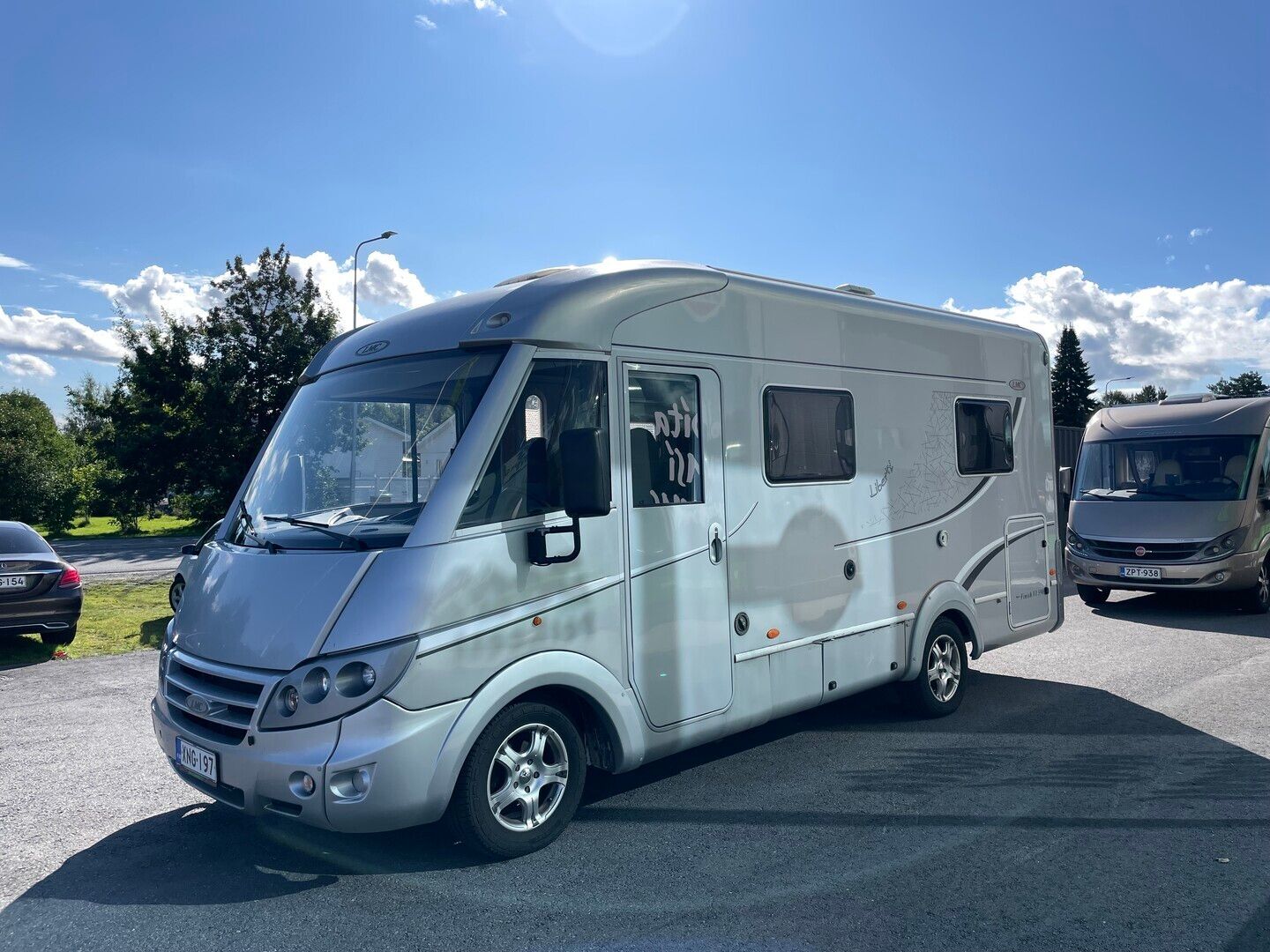 Kuva 4, Lmc Liberty I 590 2.3 Mjet, 130hv **ALDE, MARKIISI, HUBBET**