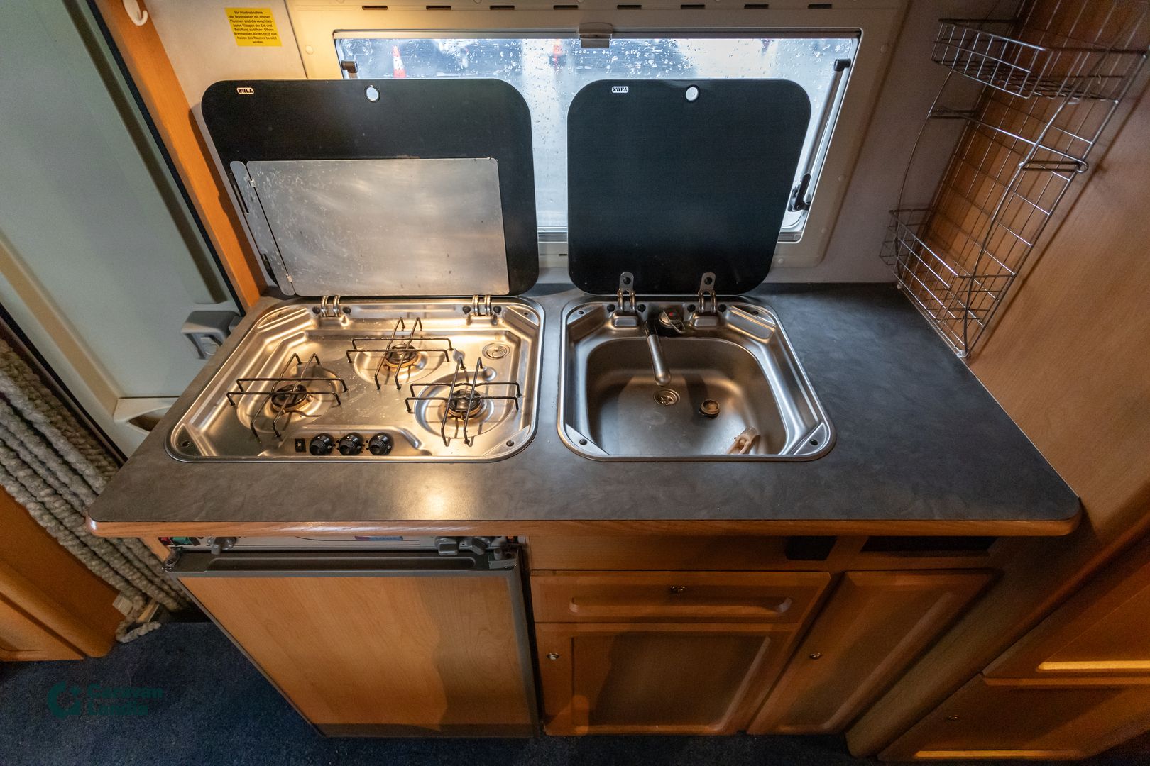 Adria 660 DP 2.8 JTD 120hv ** TRUMA, PARIVUODE, ISO-PÖYTÄRYHMÄ **, kuva 11