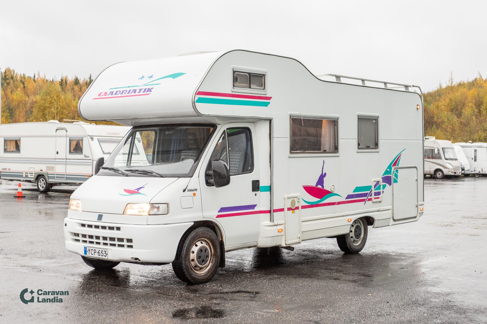 Kuva 4, Adria 660 DP 2.8 JTD 120hv ** 6 HLÖ, TRUMA, TILAVA PARIVUODE, ISO TAKATALLI **