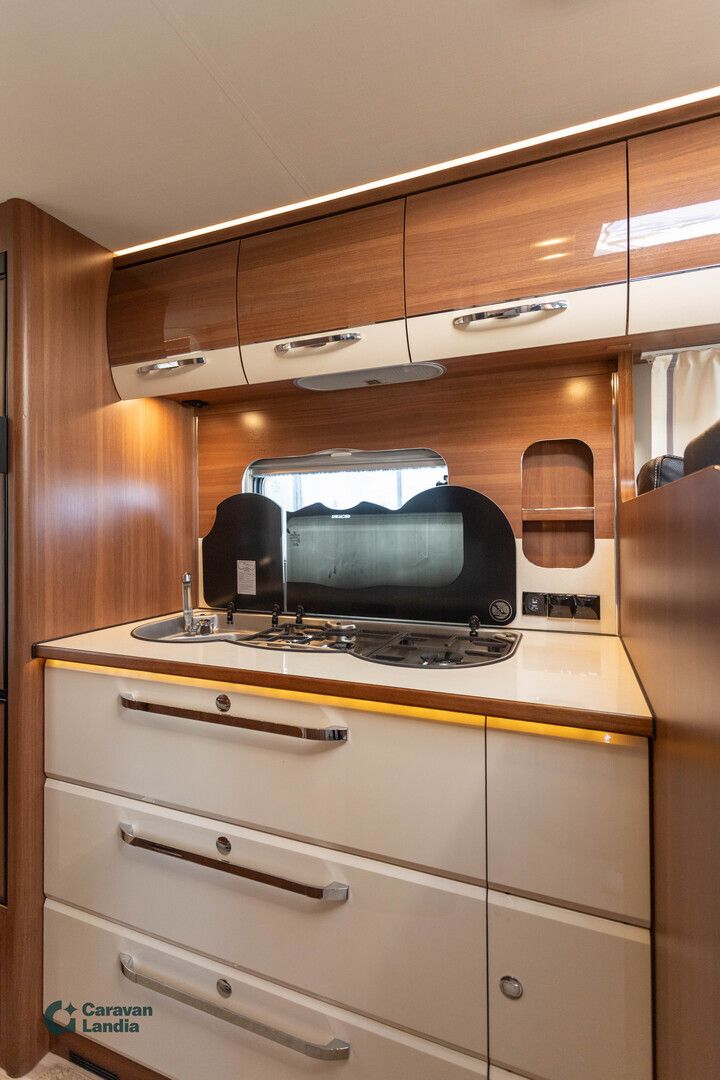 Kuva 11, Lmc Cruiser Comfort T672 2.3 Mjet 130hv ** ALDE, ERILLISVUOTEET, MARKIISI **