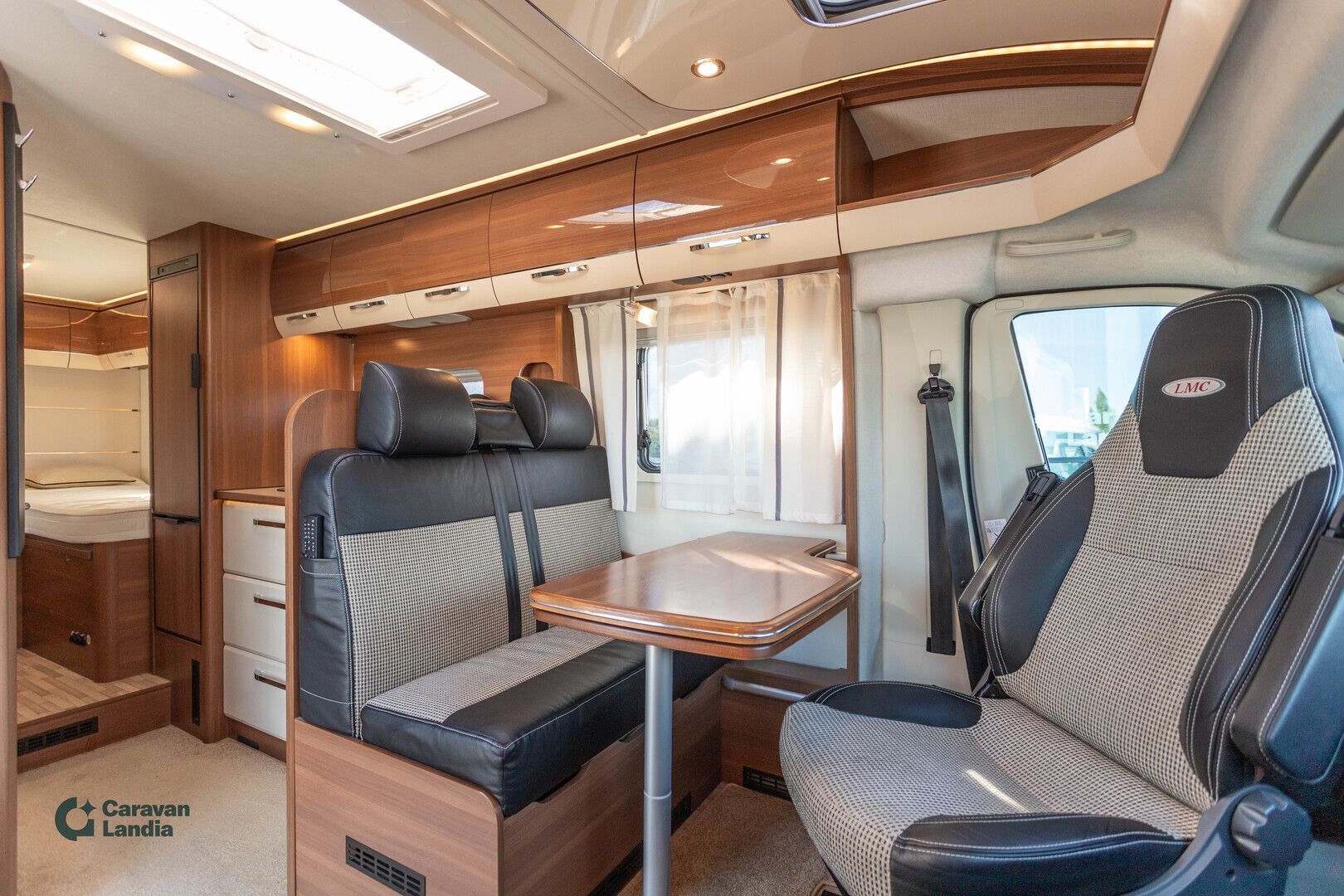 Kuva 9, Lmc Cruiser Comfort T672 2.3 Mjet 130hv ** ALDE, ERILLISVUOTEET, MARKIISI **