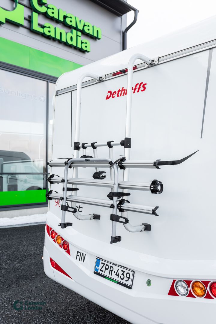 Kuva 25, Dethleffs Just T 7052 EB 2.2 Mjet 140hv ** TRUMA, ERILLISVUOTEET, SÄHKÖ-HUBBET, MARKIISI **