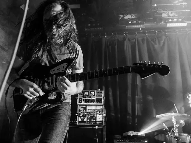 A Place To Bury Strangers Gründer Oliver Ackermann