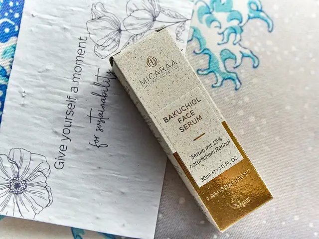 Das neue Bakuchiol Face Serum von MICARAA