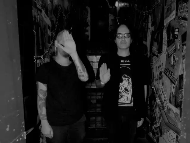 JeGong zum neuen Album "The Complex Inbetween"