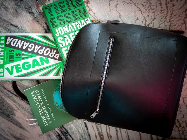 Vegane Taschen und Schuhe made in Italy